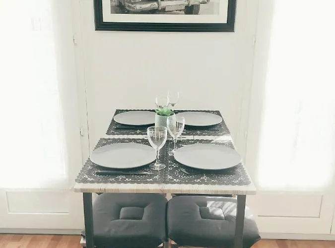 Apartamento Royal By Beds4wanderlust - Place Du Marché Avec Parking Privé