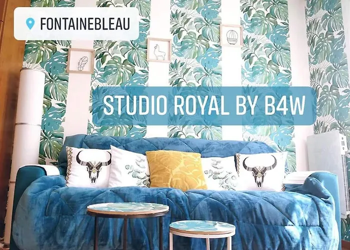Royal By Beds4wanderlust - Place Du Marché Avec Parking Privé * Fontainebleau